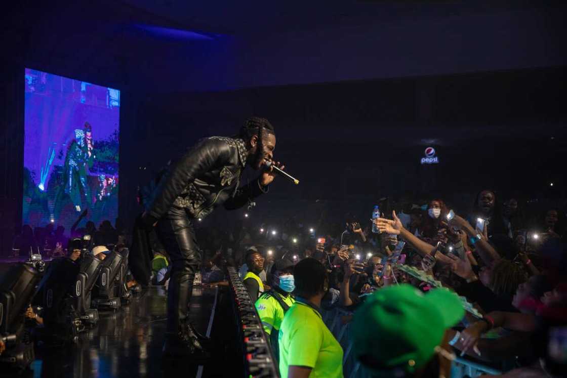 Singer Burna Boy Shuts Down Lagos at Live Experience Concert Singer Burna Boy Shuts Down Lagos at Live Experience Concert
