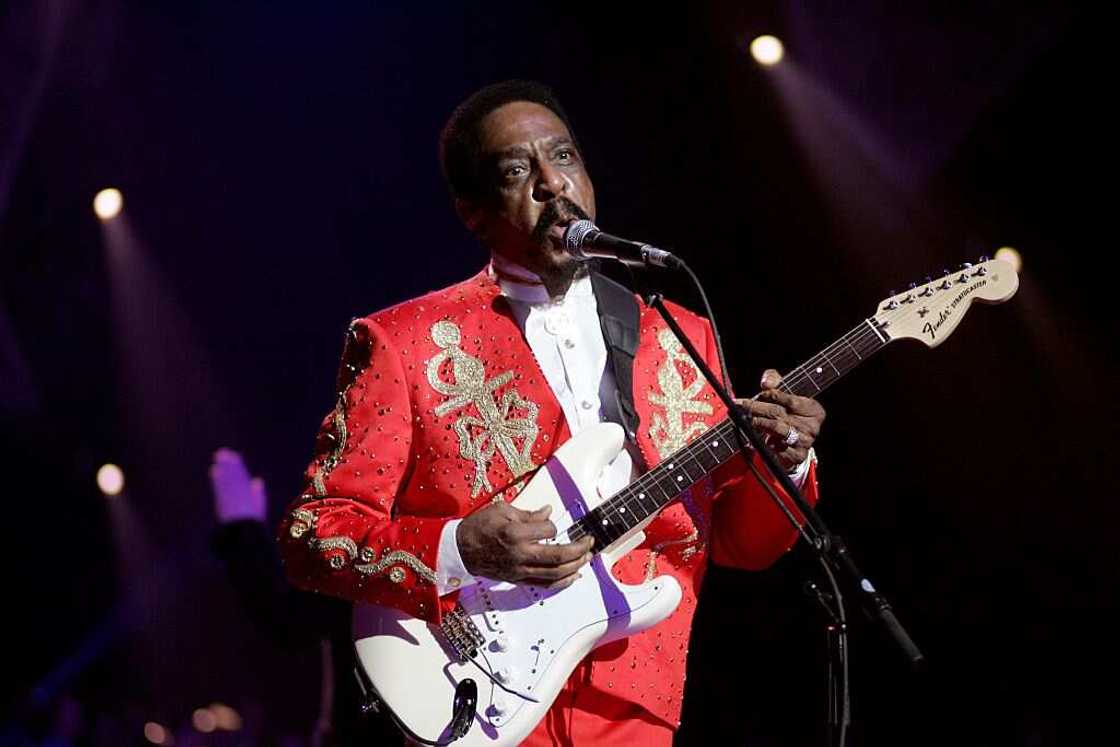 Ike Turner: biographie et discographie de la légende de la musique Ike Turner: biographie et discographie de la légende de la musique