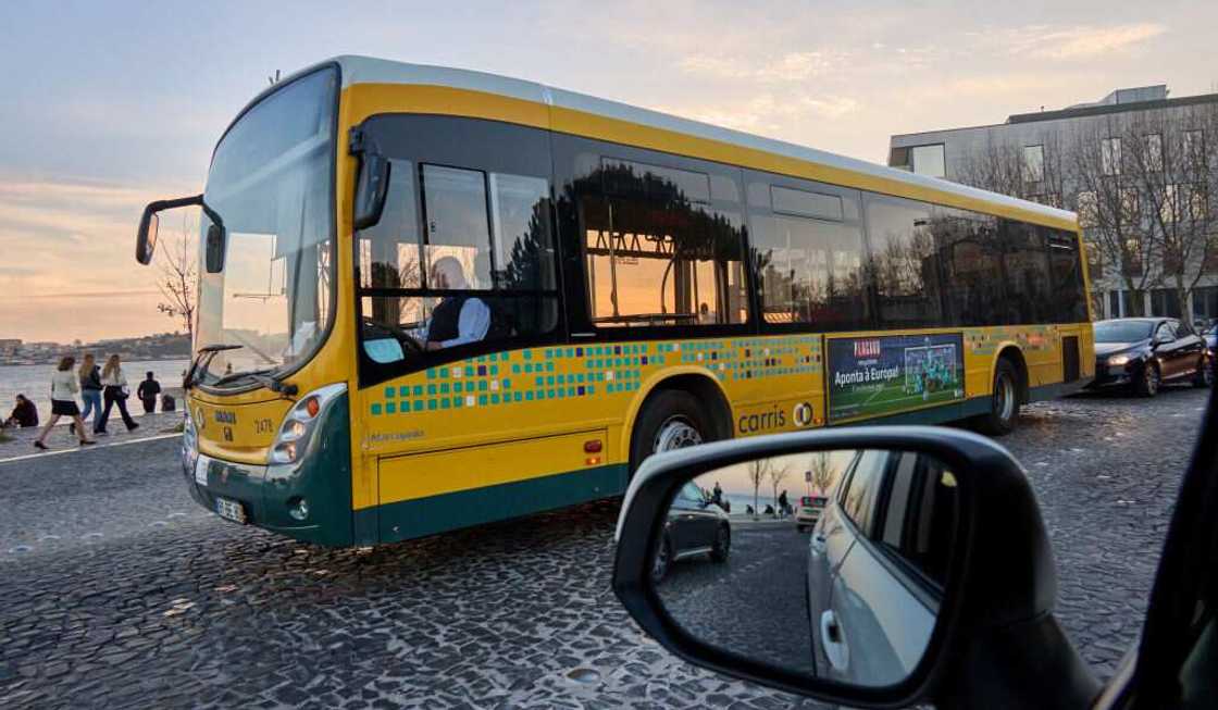 Mass transit buses, NAIRAX