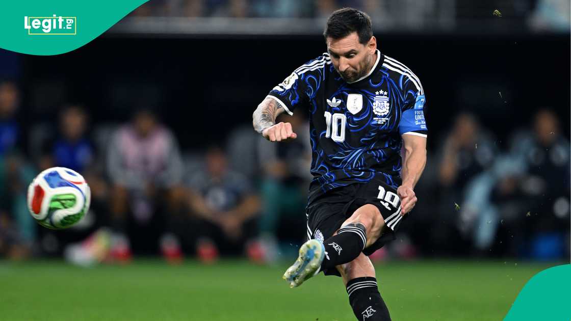 Lionel Messi of shooting his scoring free kick during the FIFA World Cup against Jordan. Photo by Image Photo Agency Lionel Messi of shooting his scoring free kick during the FIFA World Cup against Jordan. Photo by Image Photo Agency