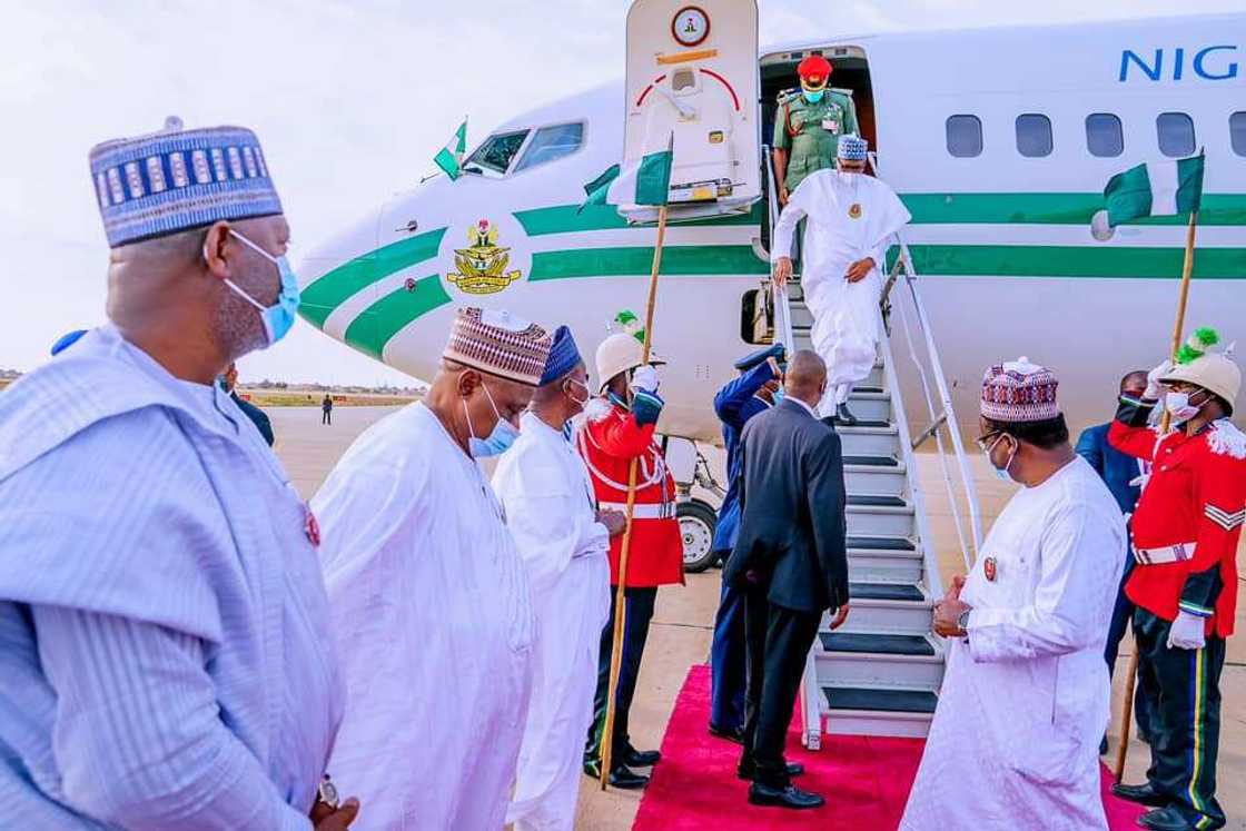 Presidential Visit: Buhari Arrives Lagos Presidential Visit: Buhari Arrives Lagos