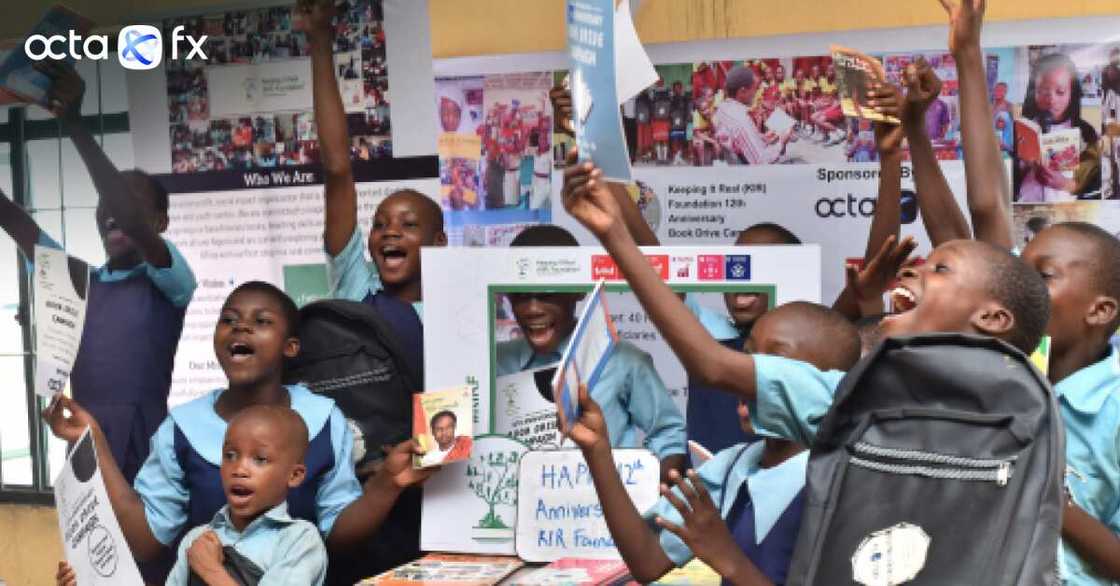 OctaFX and KIR Foundation team up to set up reading corners all across Nigeria OctaFX and KIR Foundation team up to set up reading corners all across Nigeria
