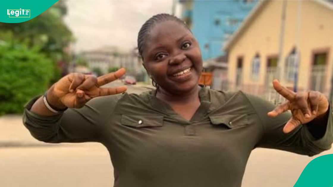 A Nigerian lawyer mentions why the money in a couple’s joint bank account is not 50/50 in law. A Nigerian lawyer mentions why the money in a couple’s joint bank account is not 50/50 in law.