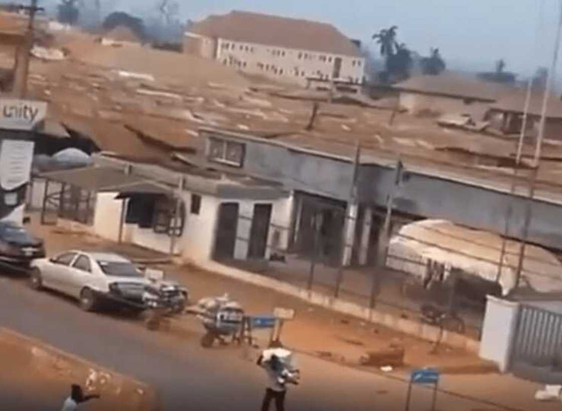 Fashin bankin Edo: An gano yan bindiga dauke da buhu-buhun kudi Fashin bankin Edo: An gano yan bindiga dauke da buhu-buhun kudi