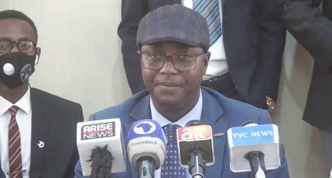 Mai magana da yawun matasan lauyoyin arewa, Yusuf Ibrahim. Mai magana da yawun matasan lauyoyin arewa, Yusuf Ibrahim.