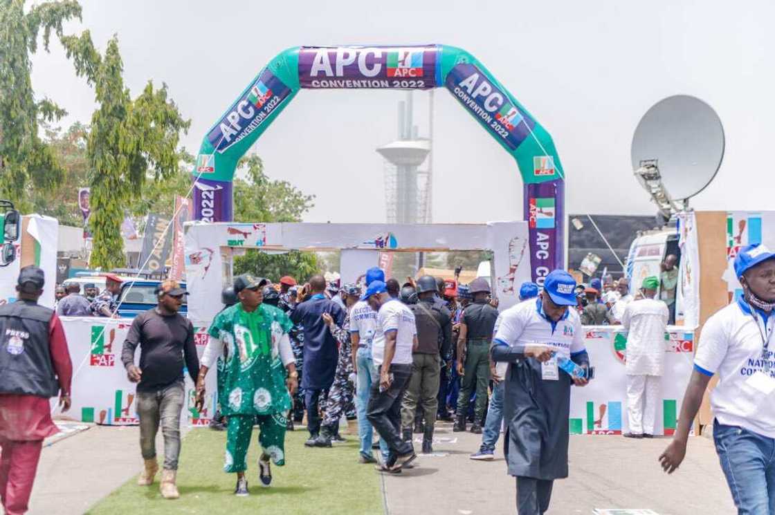 EFCC on secret operation at APC convention, source says EFCC on secret operation at APC convention, source says
