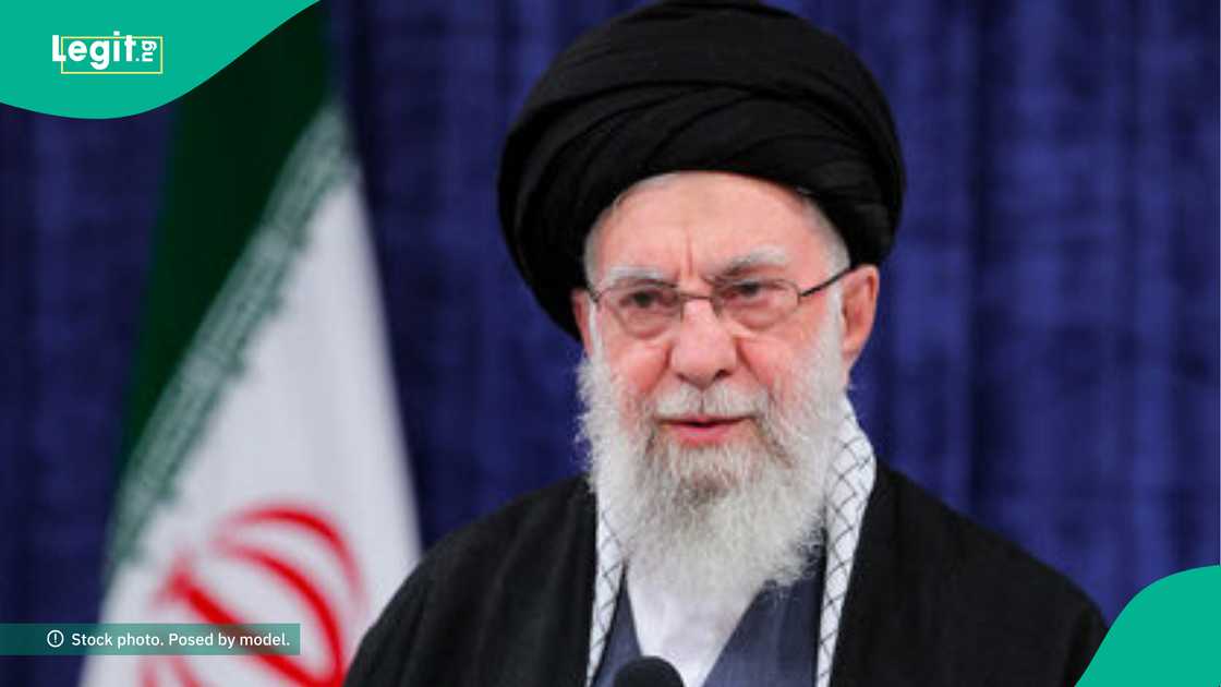 Ministan harkokin wajen Iran ya karyata jita jitar cewa an kashe Ayatollah Khamenei. Ministan harkokin wajen Iran ya karyata jita jitar cewa an kashe Ayatollah Khamenei.