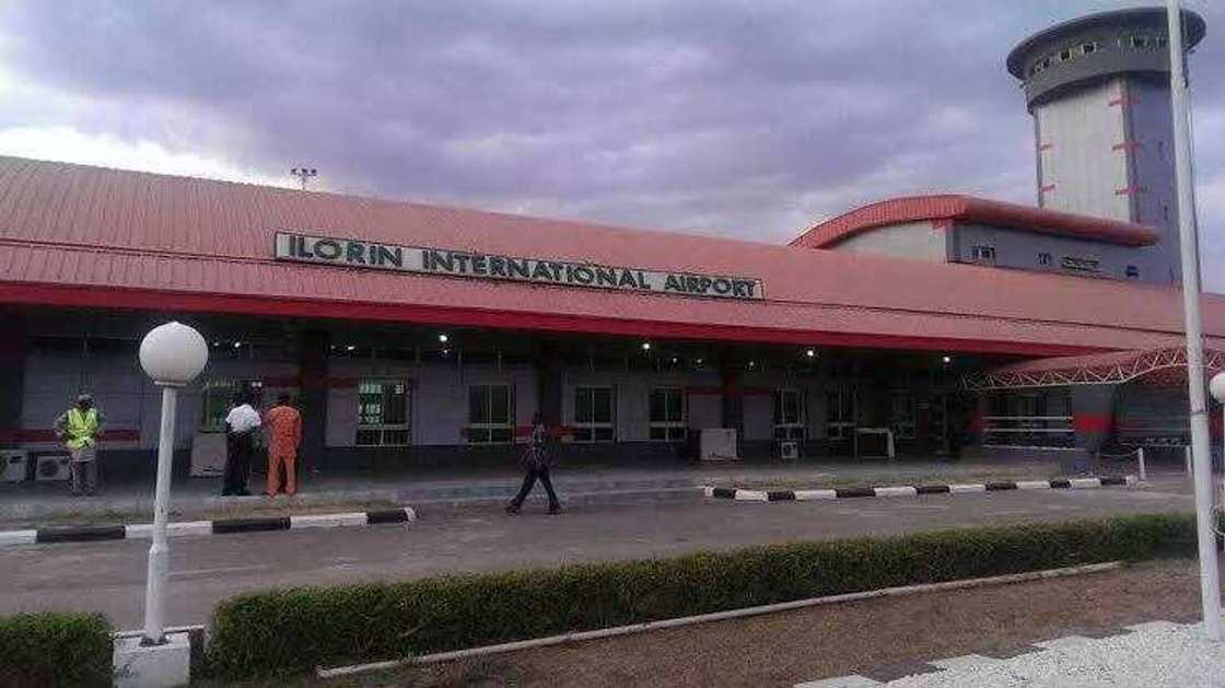 Jirgin makarantar koyon tuki ya yi saukar bazata a Ilorin Jirgin makarantar koyon tuki ya yi saukar bazata a Ilorin