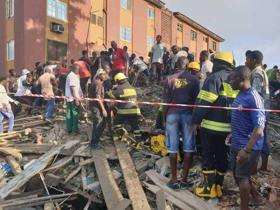 Lagos building collapse: Death toll rises to 8 Lagos building collapse: Death toll rises to 8