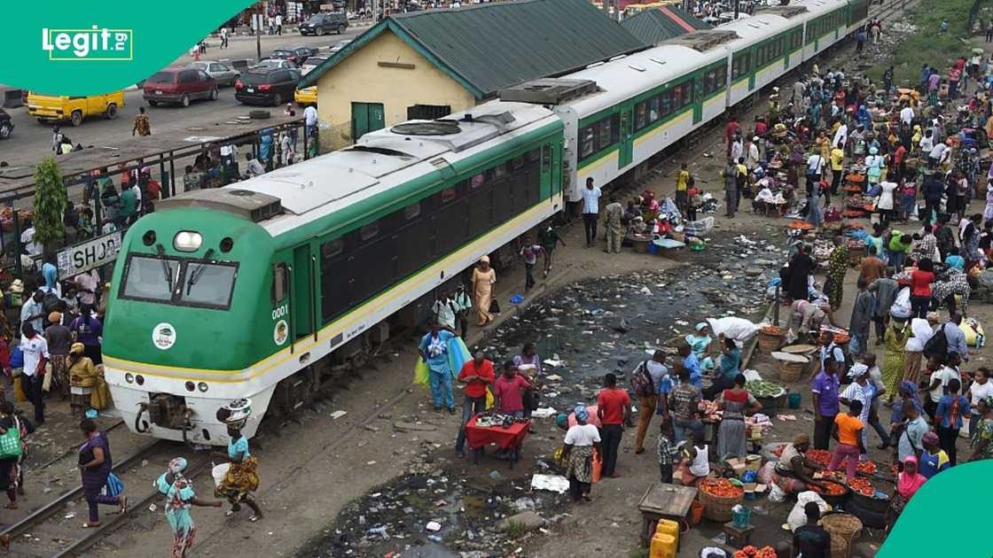 The Federal Government has commenced a 50% discounted train service for the Yuletide season.
The NRC reported heavy passenger turnout on major rail routes across the country.
The festive rail programme runs from December 23, 2025, to January 4, 2026. The Federal Government has commenced a 50% discounted train service for the Yuletide season.
The NRC reported heavy passenger turnout on major rail routes across the country.
The festive rail programme runs from December 23, 2025, to January 4, 2026.