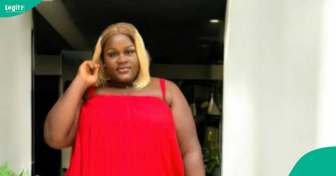 A Nigerian lady shared the drama that unfolded when she brought her brother’s corpse to her family compound. A Nigerian lady shared the drama that unfolded when she brought her brother’s corpse to her family compound.