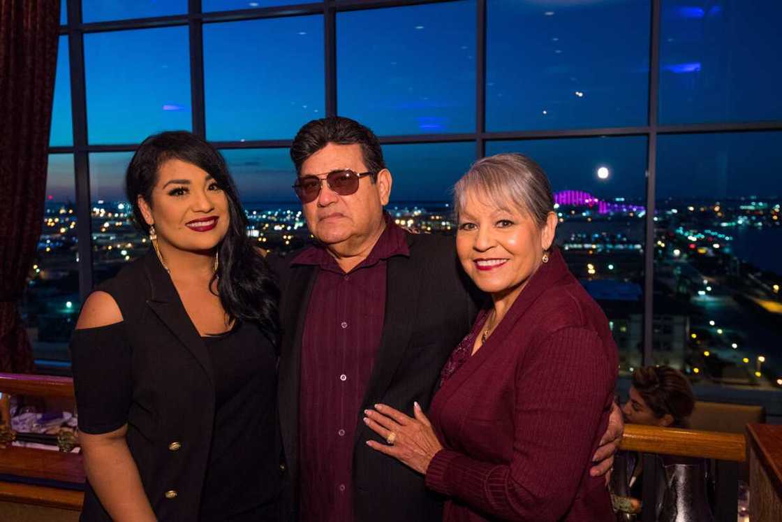 Selena Quintanilla family now Selena Quintanilla family now