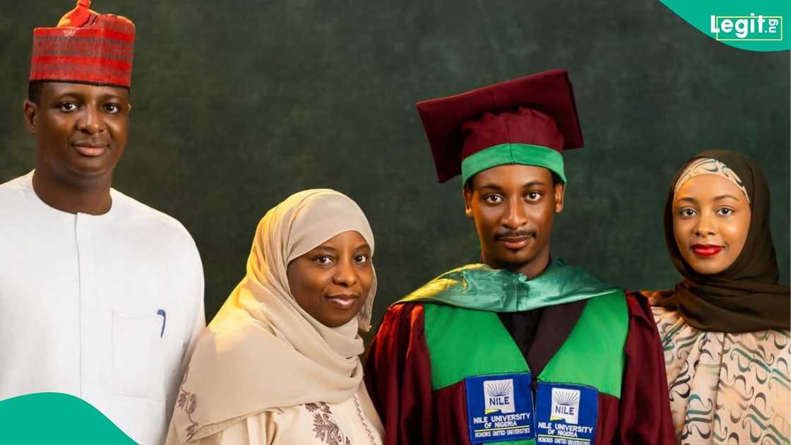 Rabiu Musa Kwankwaso attends his son Alamin's graduation ceremony at Nile University of Nigeria Rabiu Musa Kwankwaso attends his son Alamin's graduation ceremony at Nile University of Nigeria