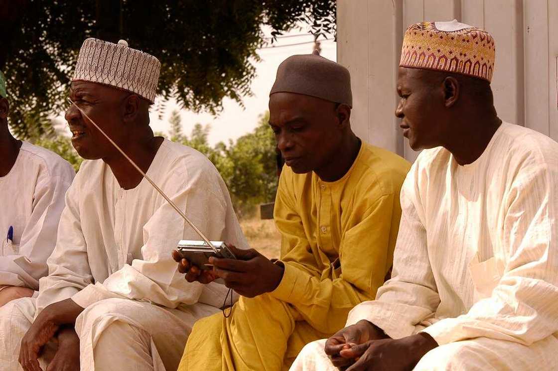 Cirko cirko: Kowa ya nutsu, yana jiran sakamakon zaben jihar Edo Cirko cirko: Kowa ya nutsu, yana jiran sakamakon zaben jihar Edo