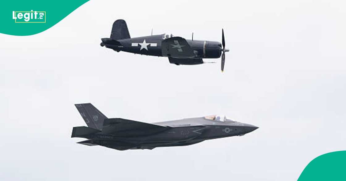 Jiragen Amurka. Jiragen Amurka.