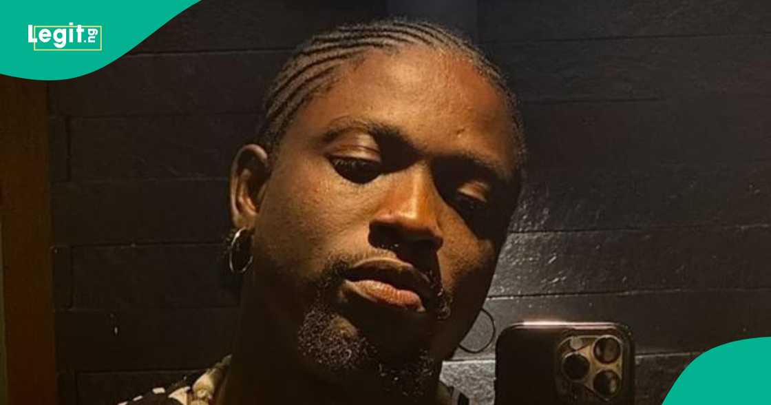 Fans celebrate with VDM as Wike finally pays salaries after his protest. Fans celebrate with VDM as Wike finally pays salaries after his protest.