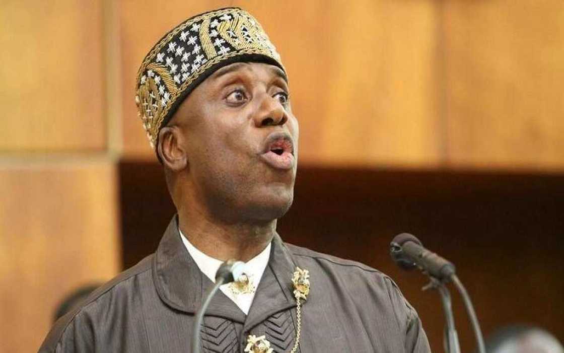 Cin hanci da rashawa na hau-hawa ne saboda ba a daure masu laifi, in ji Amaechi Cin hanci da rashawa na hau-hawa ne saboda ba a daure masu laifi, in ji Amaechi