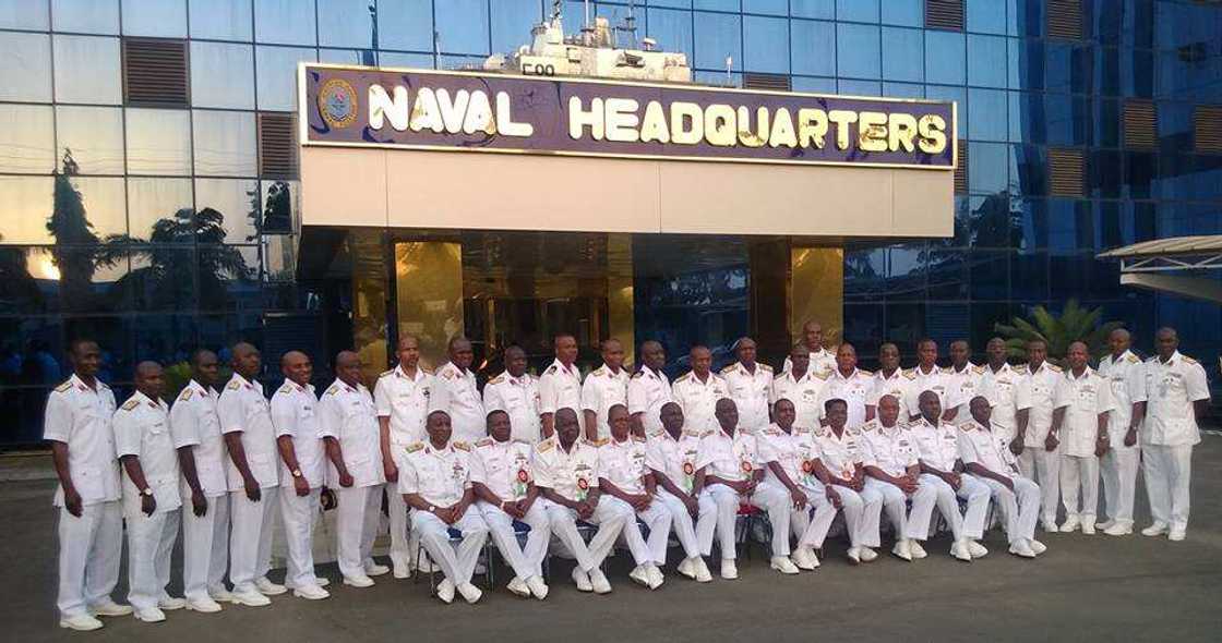 Yanzu Yanzu: Tsohon Shugaban sojin ruwa ya mutu Yanzu Yanzu: Tsohon Shugaban sojin ruwa ya mutu