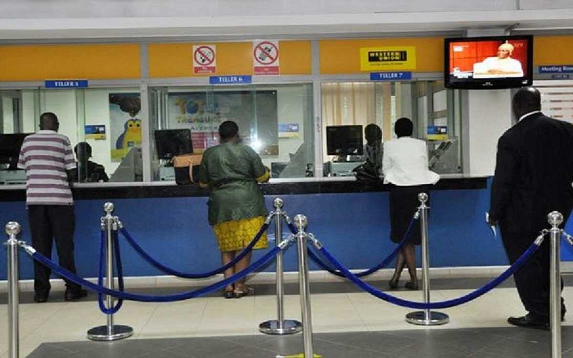 Bank customers Bank customers