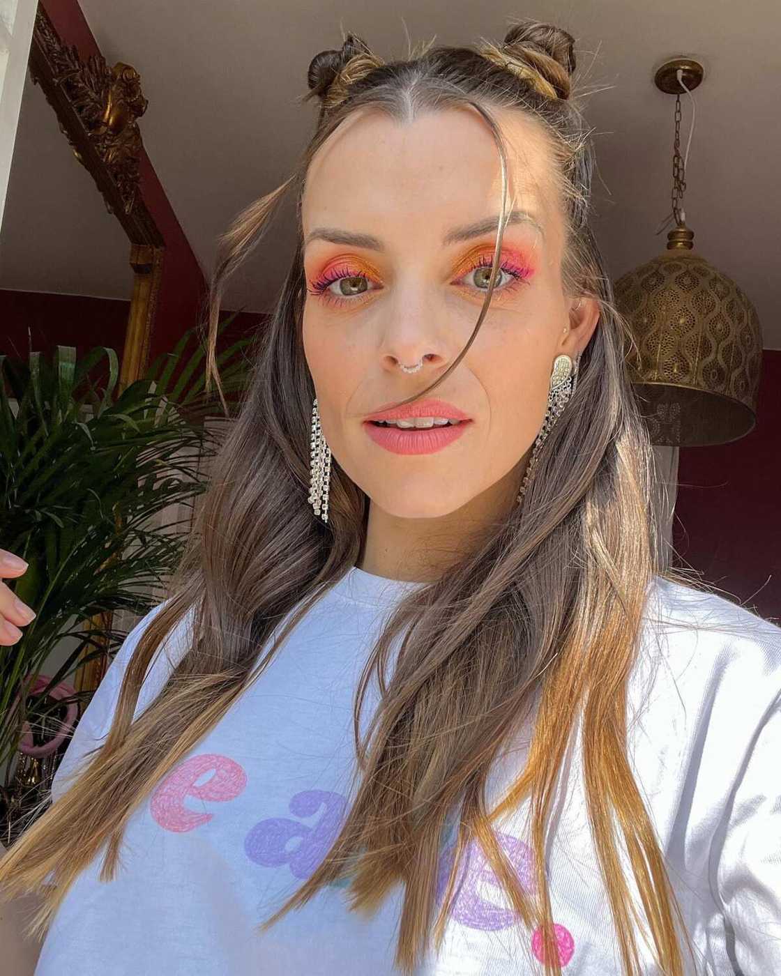 Biographie d'Alexia Mori : amours, enfants, secret story, actualité Biographie d'Alexia Mori : amours, enfants, secret story, actualité