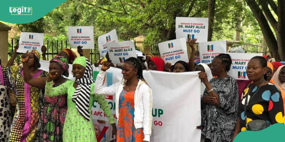 Concerned APC women protest at party's national secretariat in Abuja Concerned APC women protest at party's national secretariat in Abuja