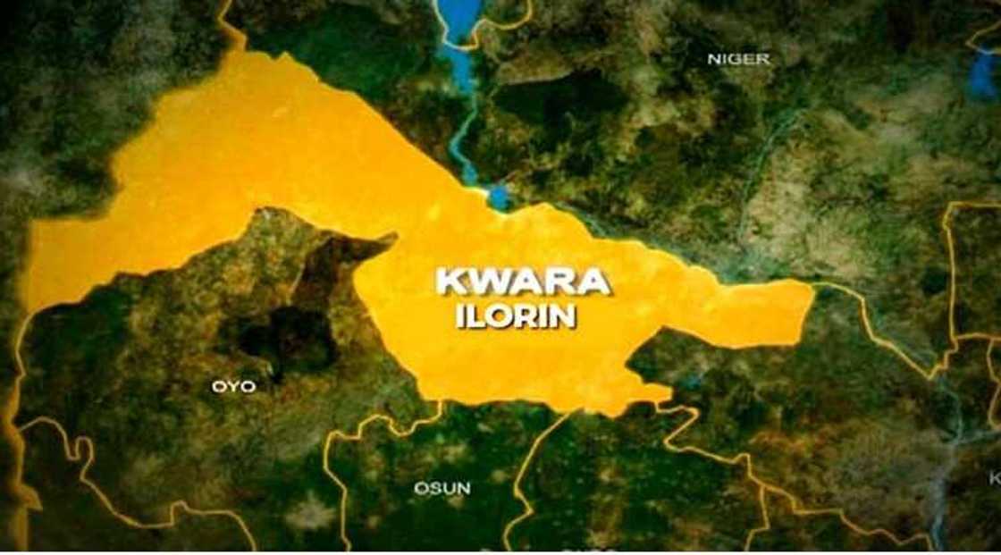 Man arrested for stealing 21 pones in Ilorin Man arrested for stealing 21 pones in Ilorin