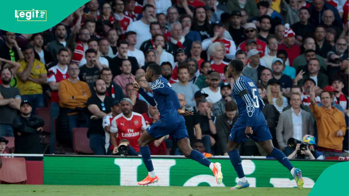 Ousmane Dembele, Nuno Mendes, Paris Saint-Germain, Arsenal, Emirates Stadium, London, England, UEFA Champions League. Ousmane Dembele, Nuno Mendes, Paris Saint-Germain, Arsenal, Emirates Stadium, London, England, UEFA Champions League.