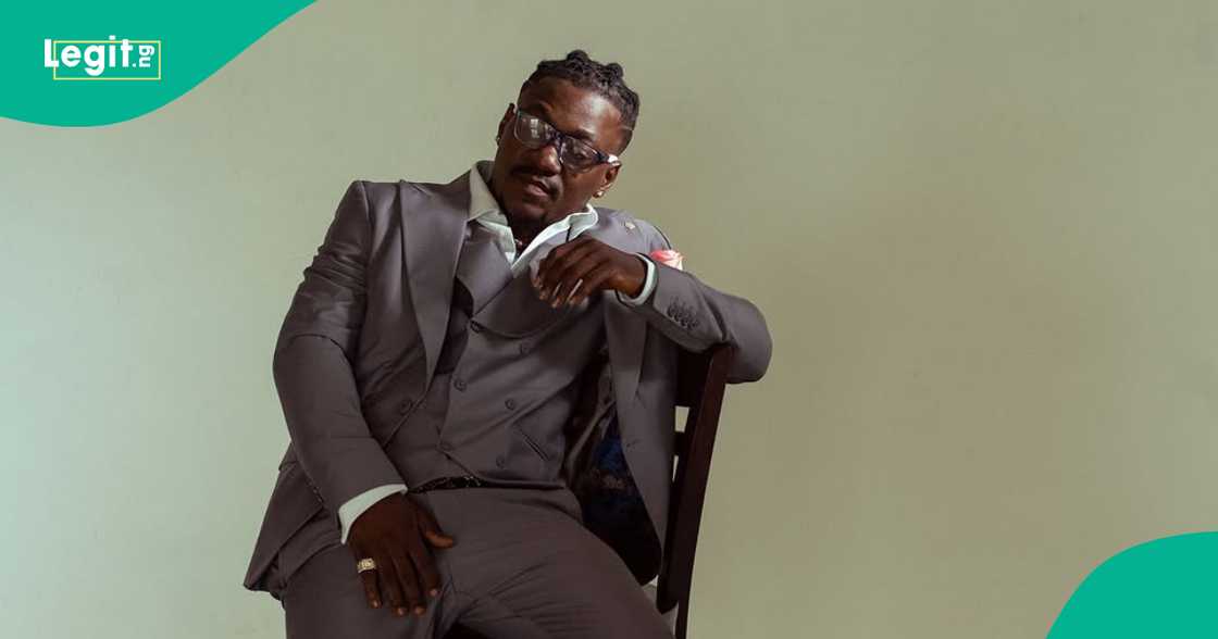 Konga send message to Burna Boy, Tiwa SDavage. Konga send message to Burna Boy, Tiwa SDavage.
