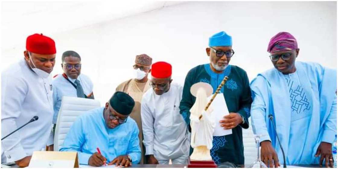 Southern governors led by Rotimi Akeredolu Southern governors led by Rotimi Akeredolu