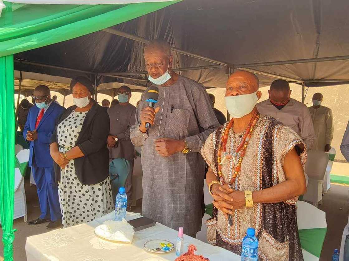 Ekweremadu, Enugu West leaders pledge support to Ugwuanyi’s peace drive