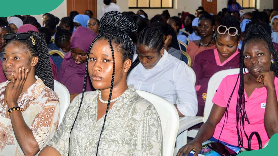 Lead City University students in a classroom. Lead City University students in a classroom.