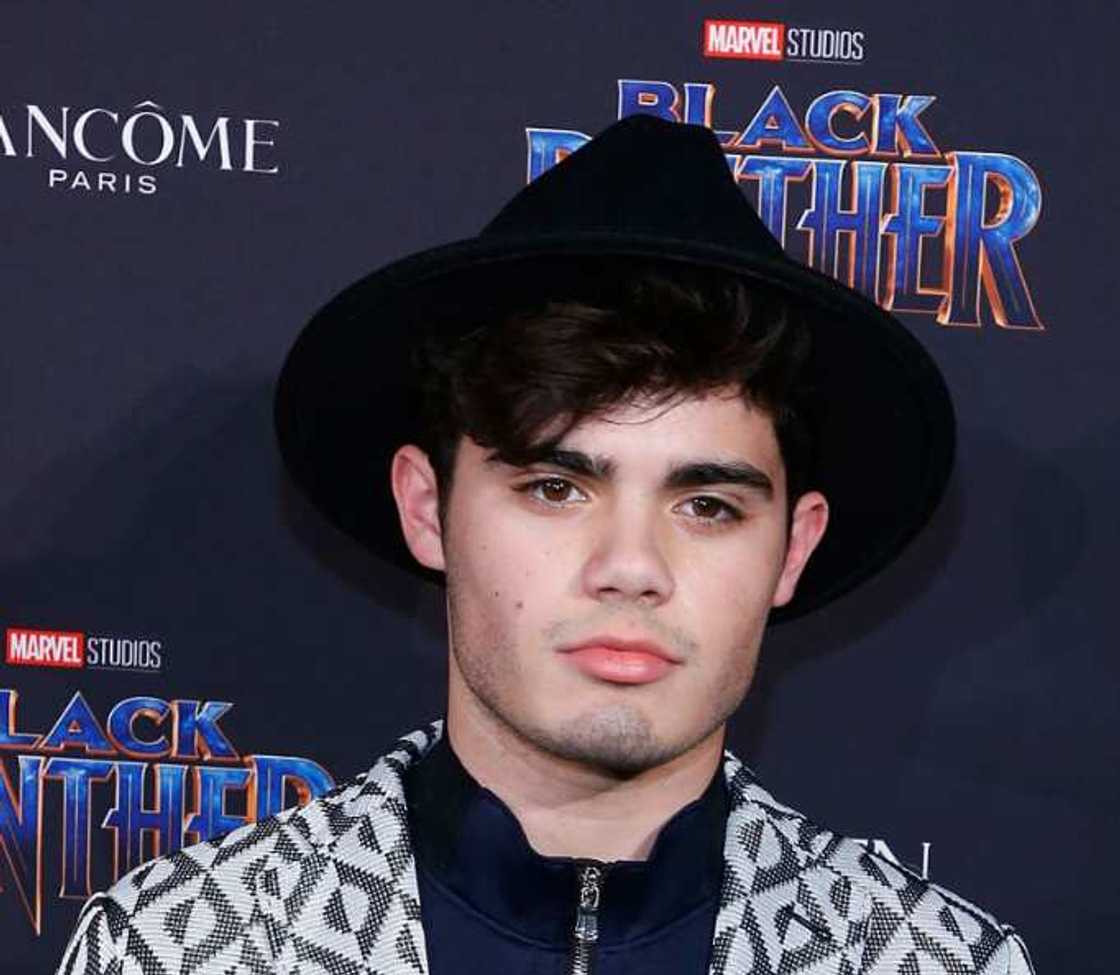 Emery Kelly biography Emery Kelly biography