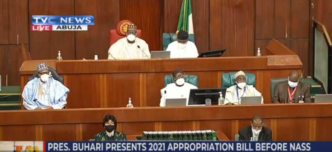 Yanzu-yanzu: Buhari ya dira majalisar dokokin tarayya don gabatar da kasafin kudin 2021