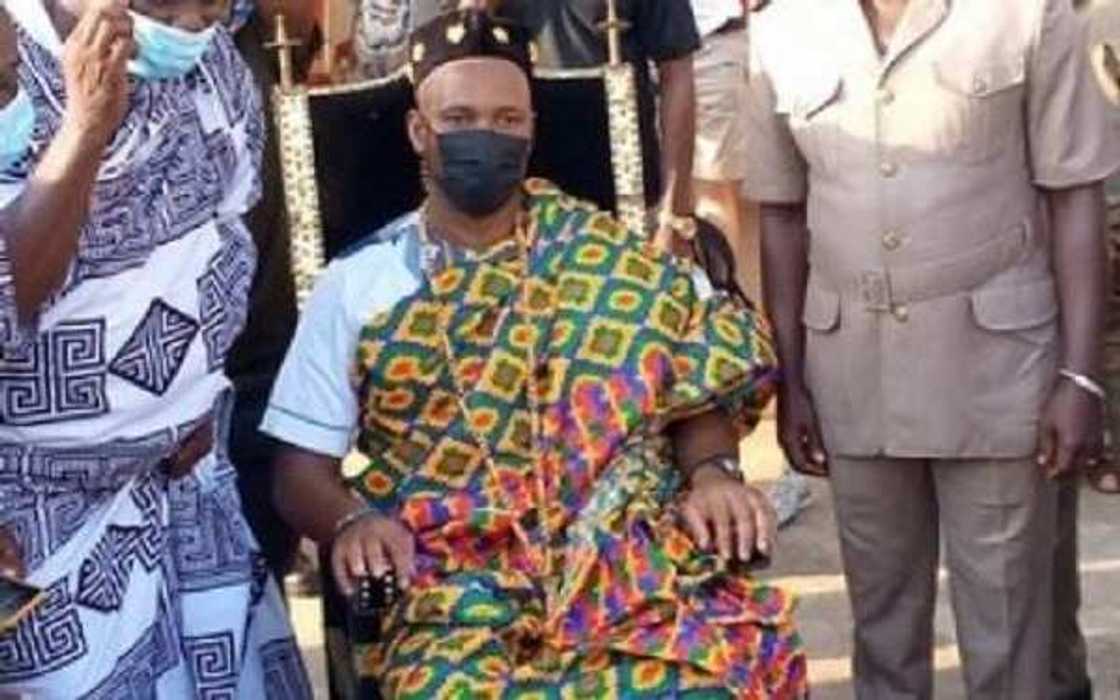 Didier Drogba bags chieftaincy title in Ivory Coast for Charity work Didier Drogba bags chieftaincy title in Ivory Coast for Charity work