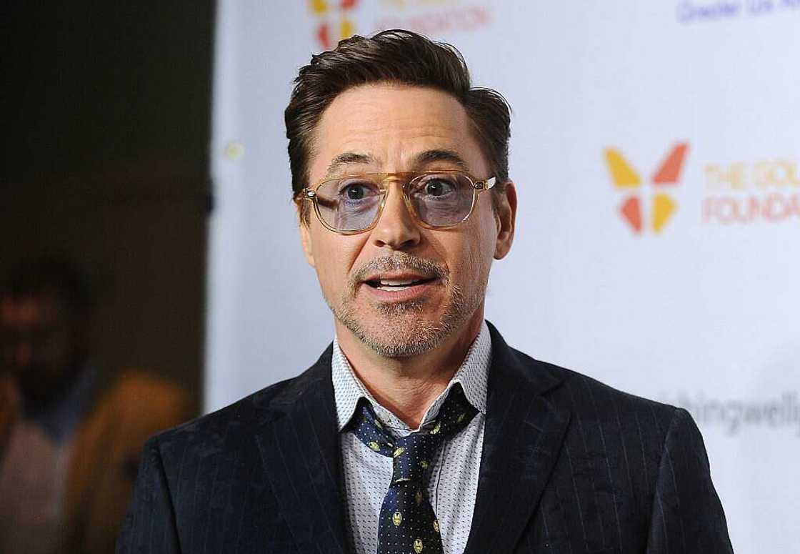 celebs with asymmetrical faces celebs with asymmetrical faces
