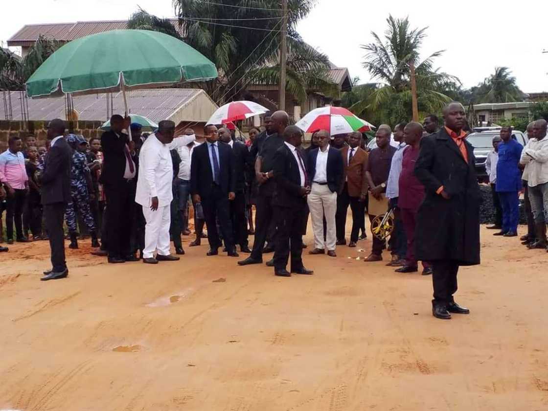 Outcome of Governor Ugwuanyi’s road projects inspection in Nsukka Urban Outcome of Governor Ugwuanyi’s road projects inspection in Nsukka Urban