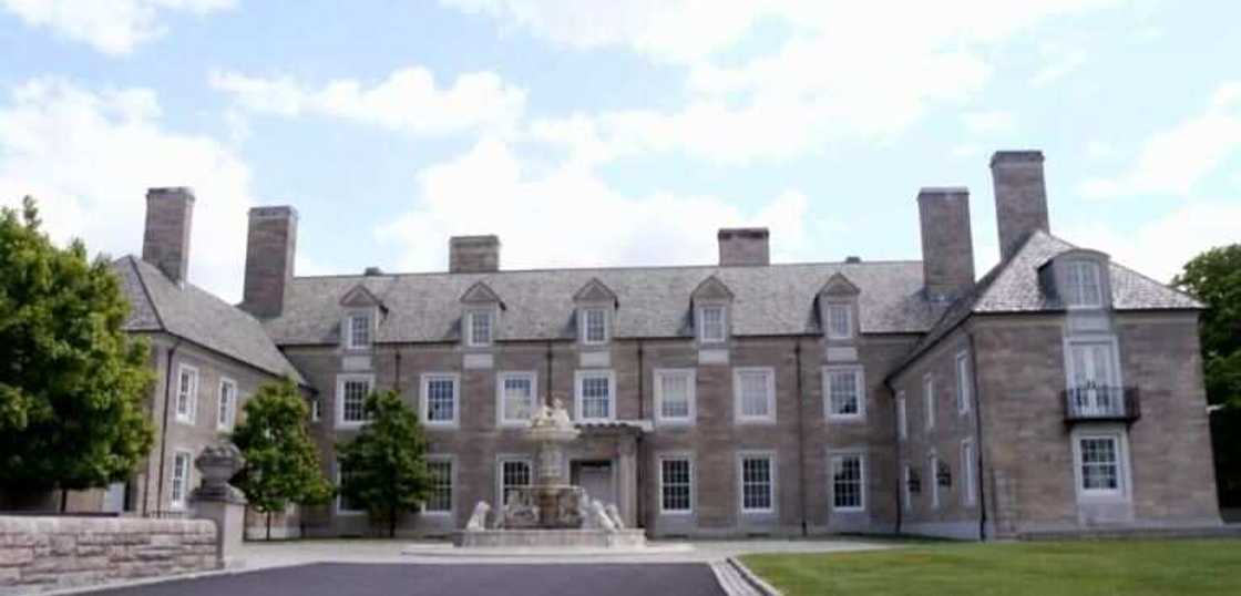 Hotunan kyawawan gidajen miliyoyin daloli mallakin Donald Trump Hotunan kyawawan gidajen miliyoyin daloli mallakin Donald Trump