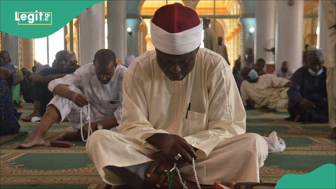 A High Court judge in Osun has delivered his verdict in the murder case against an Islamic cleric for killing his client, Lukman Adeleke. A High Court judge in Osun has delivered his verdict in the murder case against an Islamic cleric for killing his client, Lukman Adeleke.