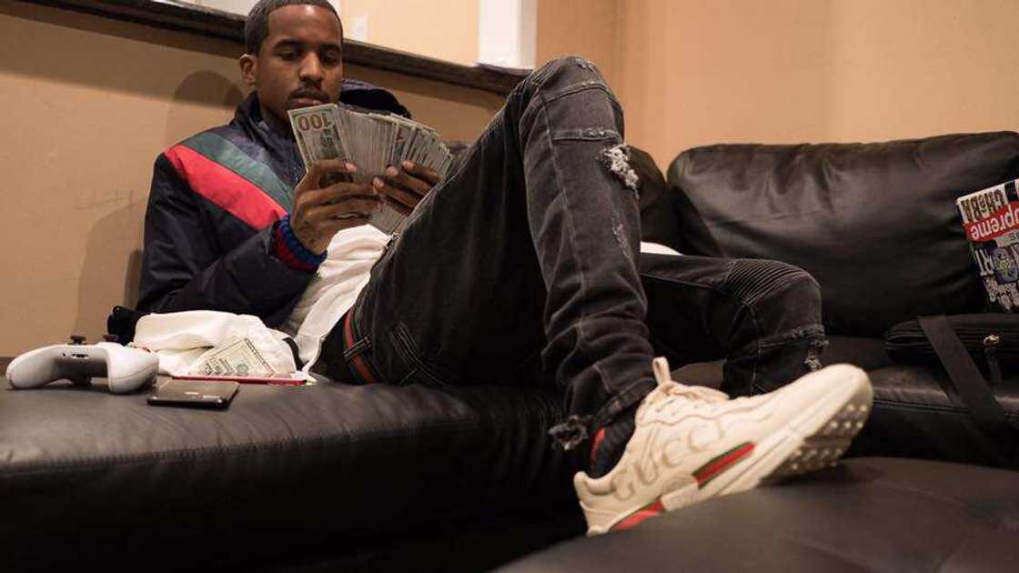 Lil Reese fight Lil Reese fight