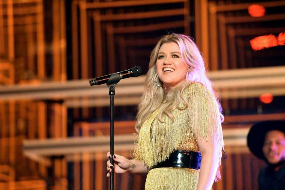 Kelly Clarkson music Kelly Clarkson music
