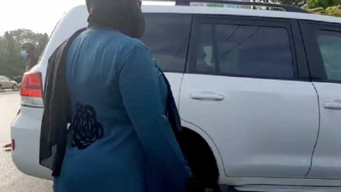 Wakilin Birtaniya ya dira kotu domin shari'ar shugaban 'yan awaren IPOB Wakilin Birtaniya ya dira kotu domin shari'ar shugaban 'yan awaren IPOB