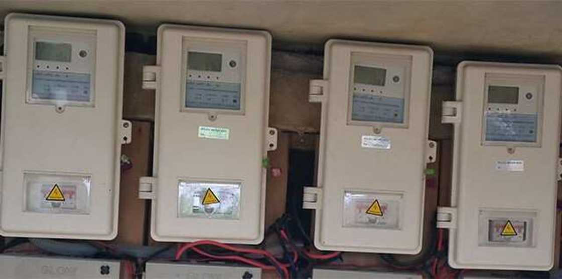 Electricity companies, meters, transformers Electricity companies, meters, transformers