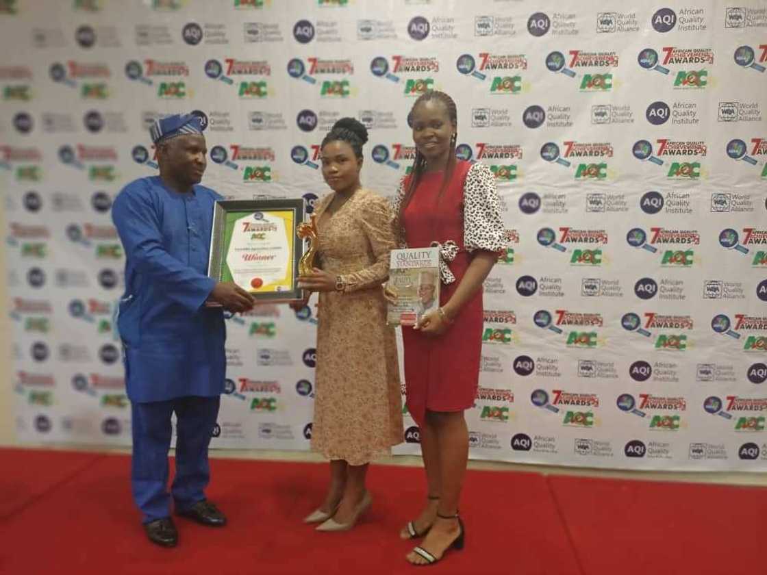 Again, Farm4Me Tractor Rental Service bags international Award Again, Farm4Me Tractor Rental Service bags international Award