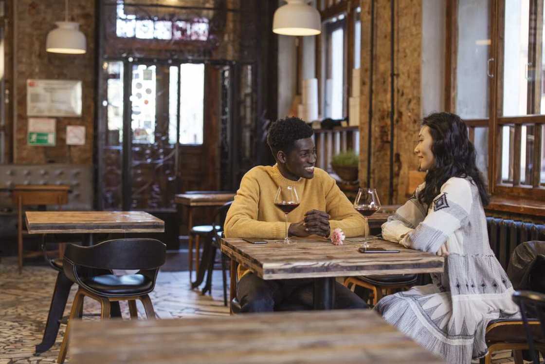 things to talk about with a girl things to talk about with a girl