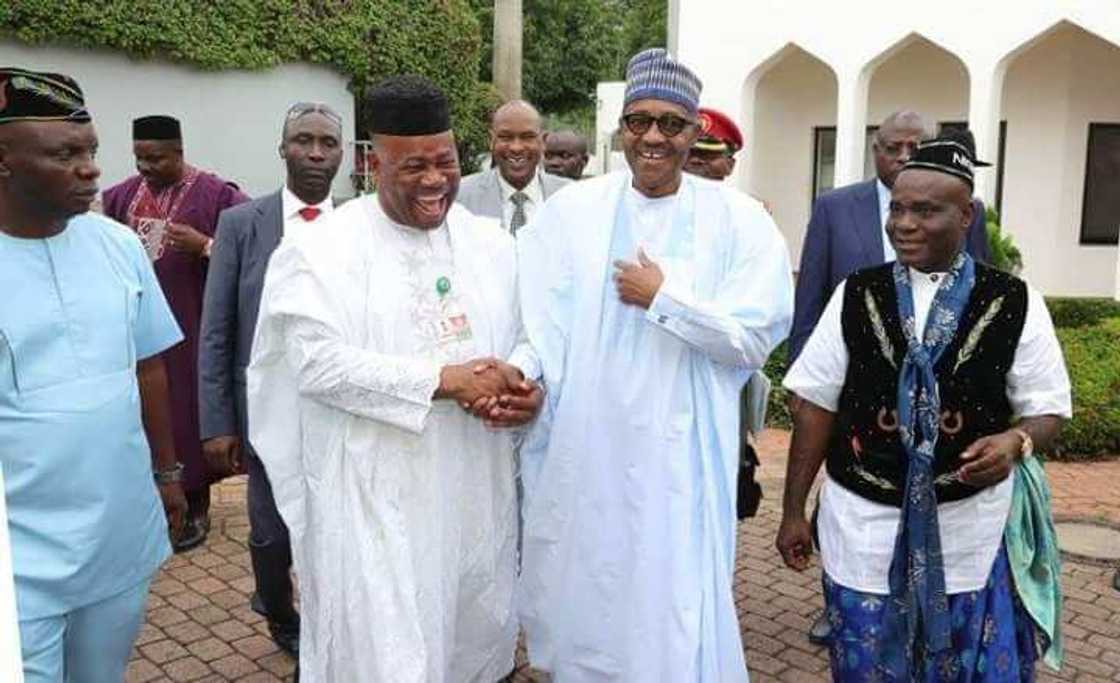 Akpabio: 'Gaskiyar' Buhari Ta Sa Na Shiga Jam'iyyar APC Akpabio: 'Gaskiyar' Buhari Ta Sa Na Shiga Jam'iyyar APC