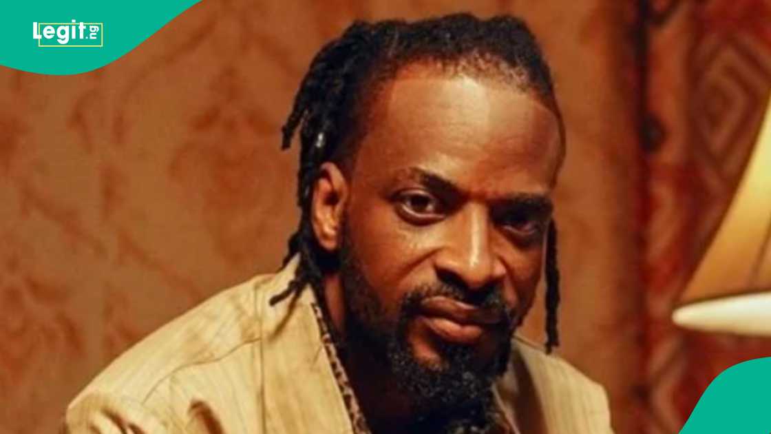 Nigerian singer 9ice trended online after a viral video showed him picking dollars sprayed by fans at Lagos New Year’s Eve concert, sparking mixed reactions and fan debates. Nigerian singer 9ice trended online after a viral video showed him picking dollars sprayed by fans at Lagos New Year’s Eve concert, sparking mixed reactions and fan debates.