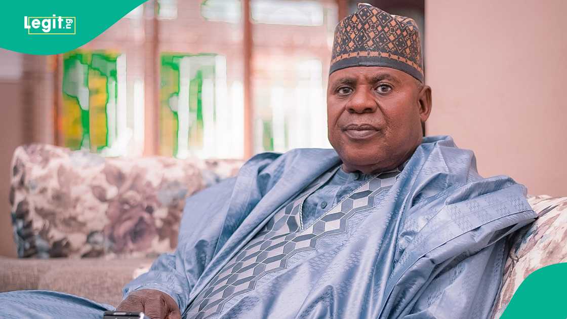 Martins Babale ya gina masallaci