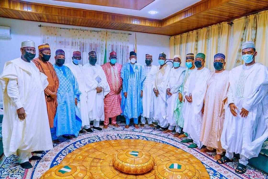 Shugaba Buhari da gwamnonin APC Shugaba Buhari da gwamnonin APC