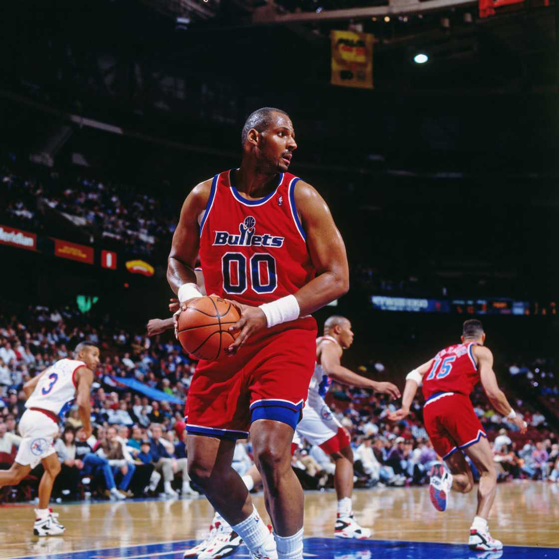 Kevin Duckworth during a Washington Bullets vs Philadelphia 76ers game Kevin Duckworth during a Washington Bullets vs Philadelphia 76ers game