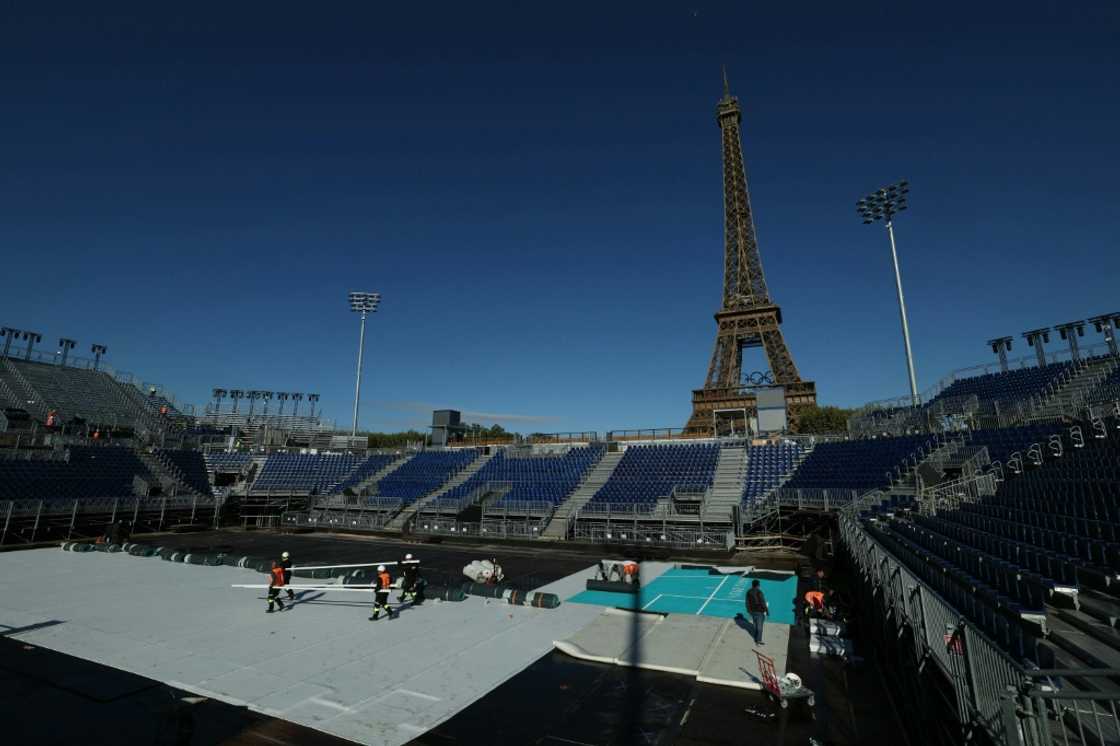 French private sector output returned to contraction after the shot in the arm from the Olympics